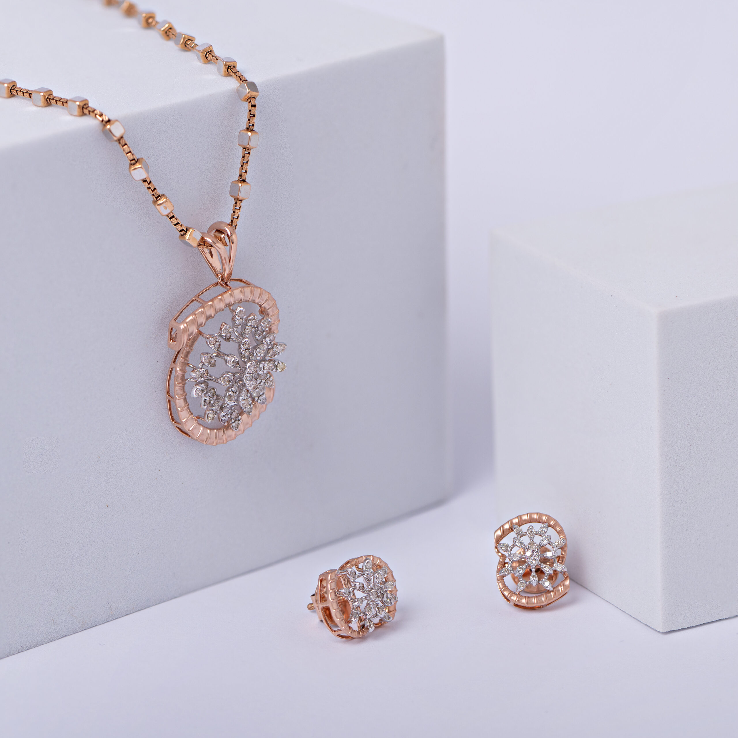 Pendant Set